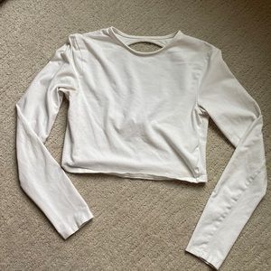 Long sleeve crop top with key hole back